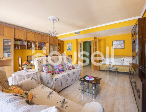 Chalet en venta de 131 m² Calle Ramón María Valle Inclán, 28806 Alcalá de Henares (Madrid)