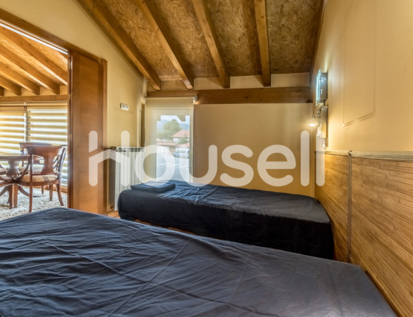 Amplio chalet de 135 m² en Plaza Medio Lugar,  Hermandad de Campoo de Suso, provincia de Cantabria