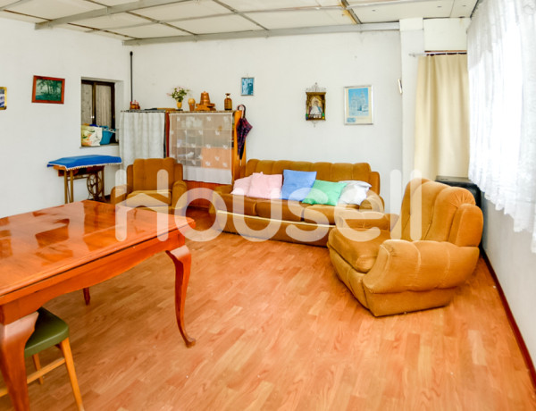 Casa de 360m² en Calle El Río, 24569 Oencia (León)