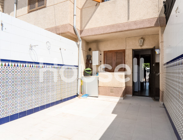 Chalet de 100  m² en  Calle Isla de Fernando Poo, San Javier (Murcia)