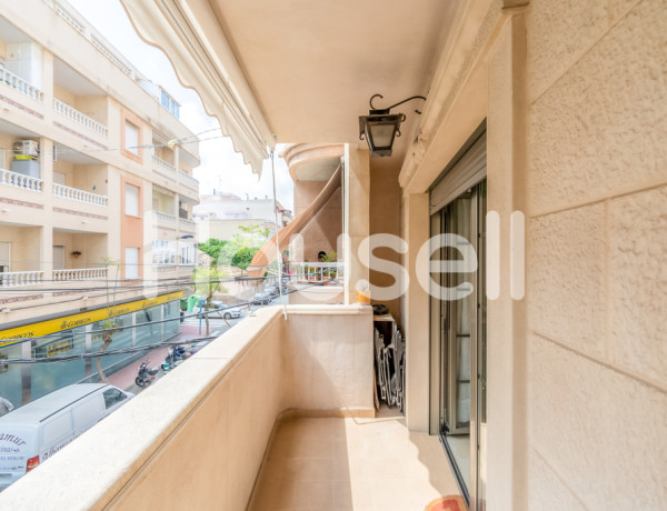 Piso en venta de 124 m² Calle de Orihuela, 03540 Torrevieja (Alacant)