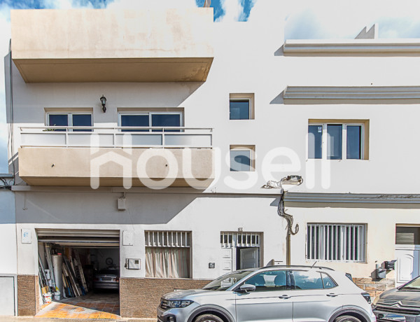 Casa en venta de 388 m² Calle de Menéndez y Pelayo, 35500 Arrecife (Las Palmas)