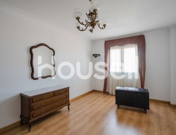 Casa en venta de 361 m² Calle Cristo Rey, 47420 Íscar (Valladolid)