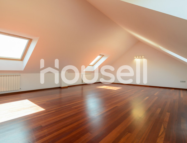 Chalet en venta de 571 m² Camino de las Arenas, 33203 Gijón (Asturias)