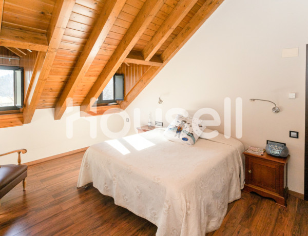 Town house For sell in ESTERRI D'ANEU in Lleida 