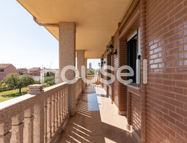 Casa en venta de 555 m² en Calle Polideportivo , 24231 Cembranos (León)