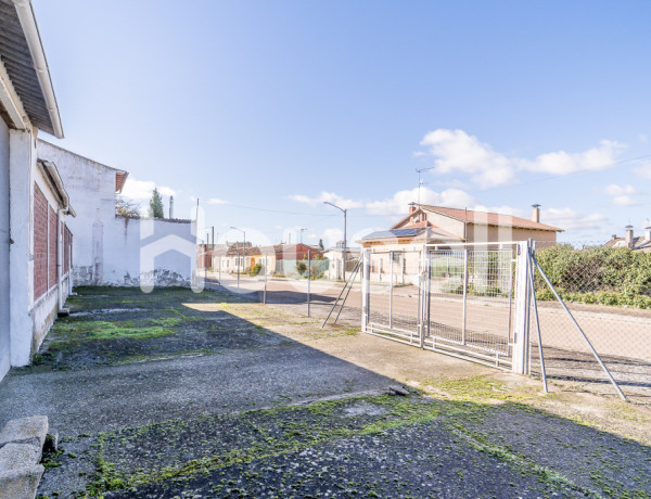 Town house For sell in Aldea De San Miguel in Valladolid 