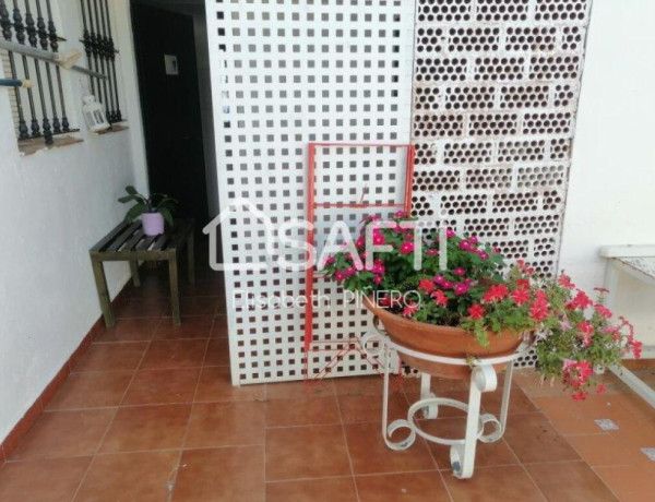 Commercial Premises For sell in Montijo in Badajoz 