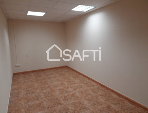 Commercial Premises For sell in Villena in Alicante 