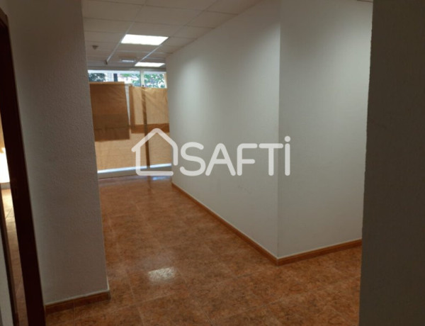 Commercial Premises For sell in Villena in Alicante 