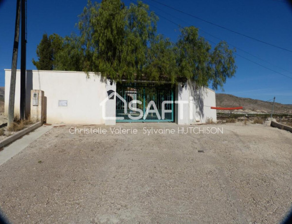 Encantadora casa de dos dormitorios y terreno Fortuna