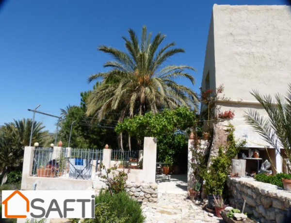 Preciosa casa con rápido acceso a la autovía de Murcia, Abanilla