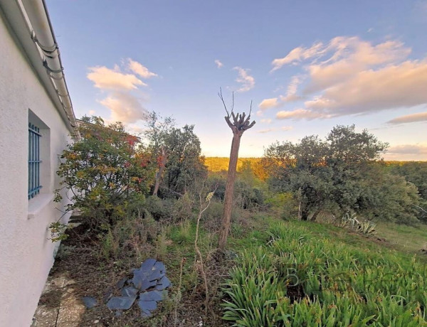 Plot For sell in Valdemorillo in Madrid 