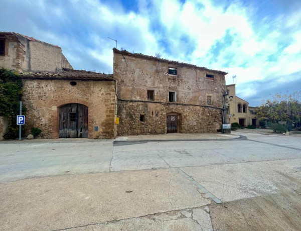 Casa Pairal con muchas posibilidades en el centro de Cistella