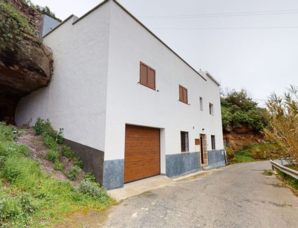 Country house For sell in Artenara in Las Palmas 