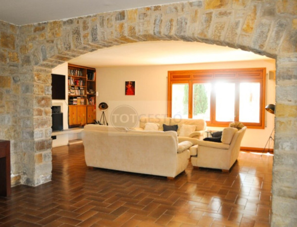 Town house For sell in Calonge in Girona 