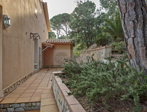 Casa-Chalet en Venta en Calonge Girona Ref: VC-10390