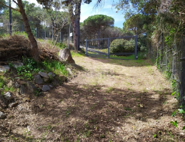 Residential land For sell in Castell Platja D Aro in Girona 