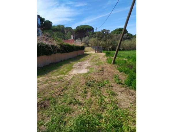 Residential land For sell in Castell Platja D Aro in Girona 