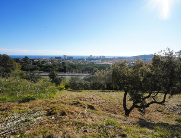 Residential land For sell in Castell Platja D Aro in Girona 