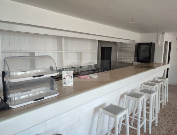 Local comercial en Alquiler en Castell Platja D Aro Girona Ref: LLOGREST-1800