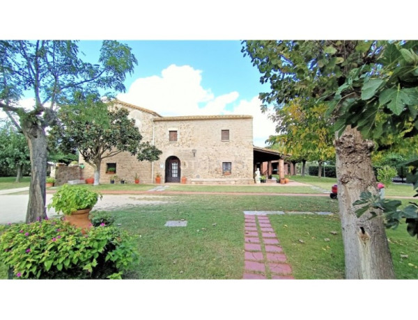 Casa de campo-Masía en Venta en Llagostera Girona Ref: VM-10188