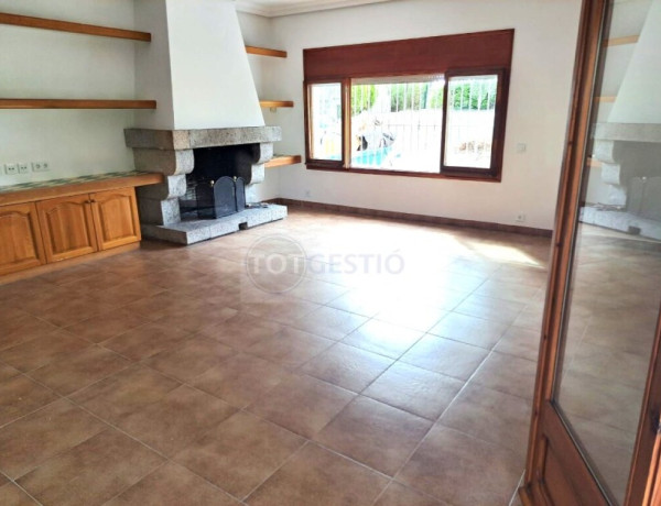 Casa-Chalet en Venta en Santa Cristina D Aro Girona Ref: VC-5001