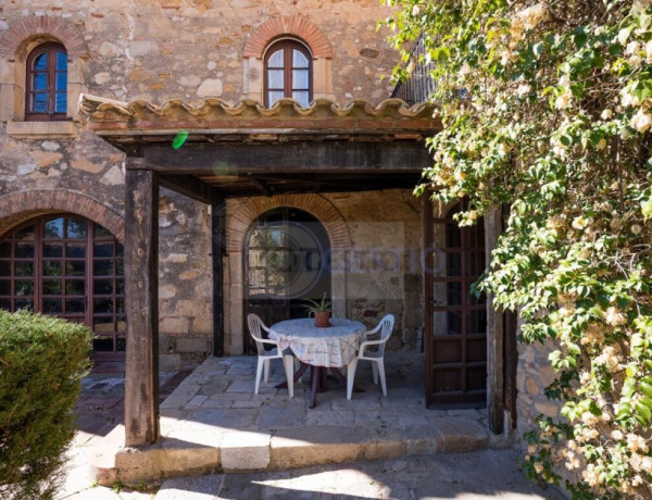 Town house For sell in Castell Platja D Aro in Girona 