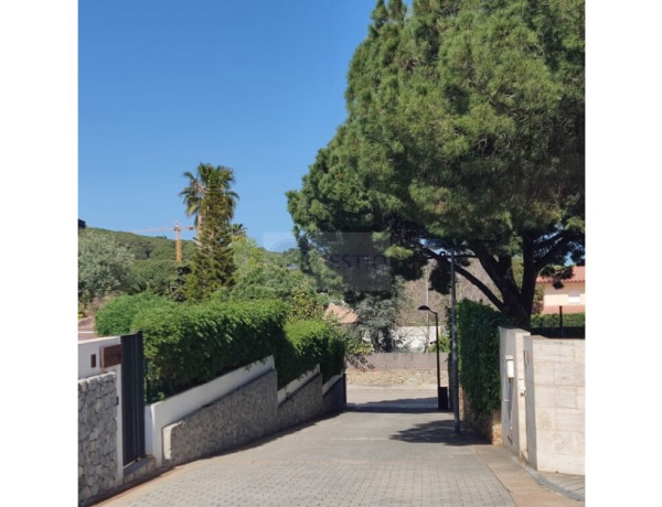 Piso en Venta en Castell Platja D Aro Girona Ref: VP-2072