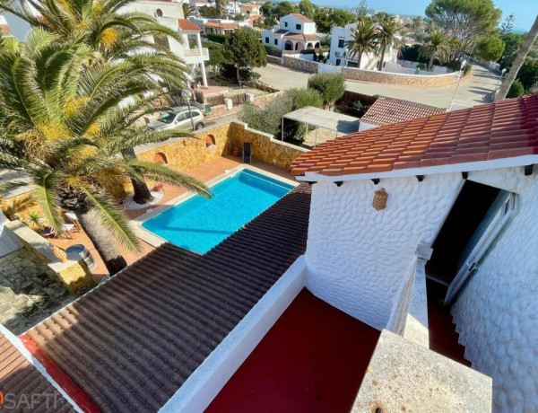 Gran propiedad con dos Chalets, Piscina y Jacuzzi listos para disfrutar juntos o separado.