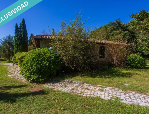 Country house For sell in Ribeira in La Coruña 