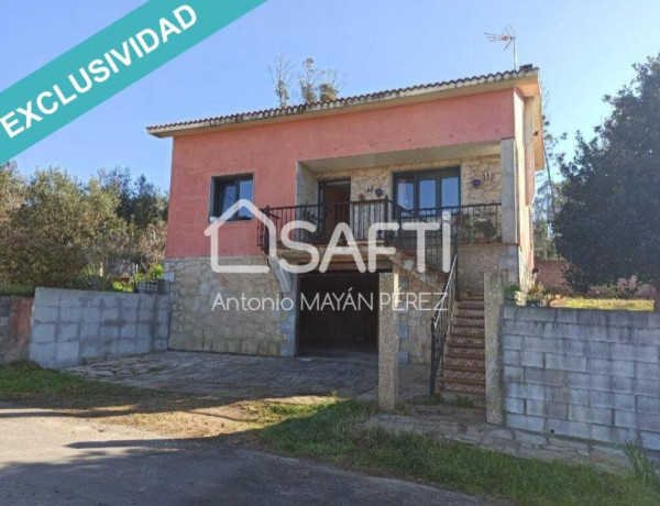 Country house For sell in Porto Do Son in La Coruña 