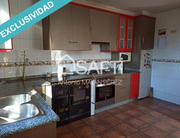 Country house For sell in Porto Do Son in La Coruña 