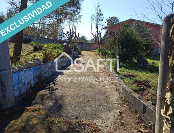 Country house For sell in Porto Do Son in La Coruña 