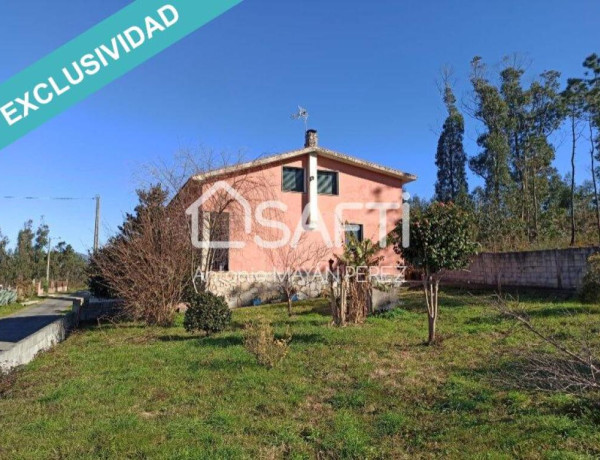 Country house For sell in Porto Do Son in La Coruña 