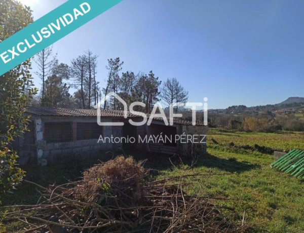 Country house For sell in Porto Do Son in La Coruña 