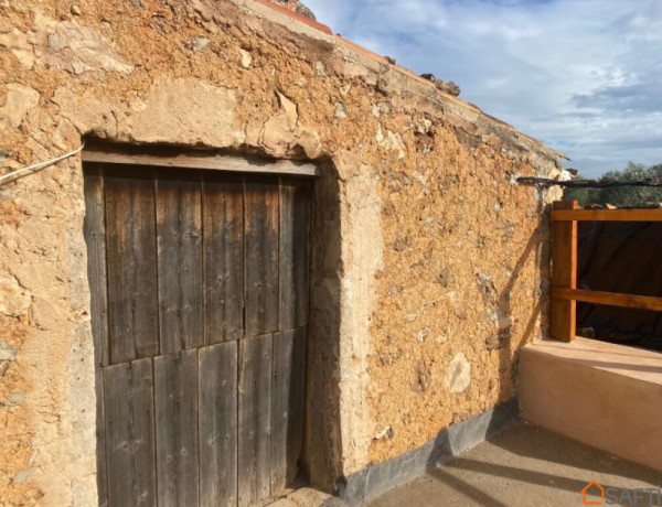 Casa en el campo entre Santanyí y Campos con vistas.