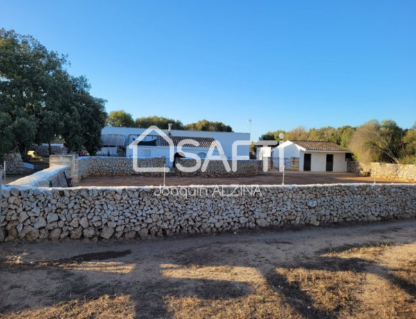 Country house For sell in Maó in Baleares 