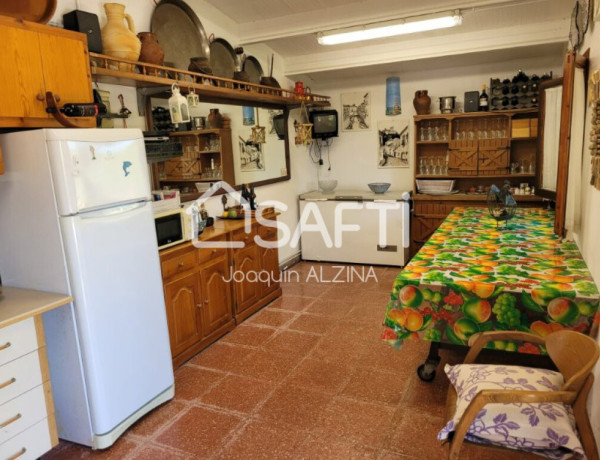 Magnífica y espaciosa casa de campo con piscina.