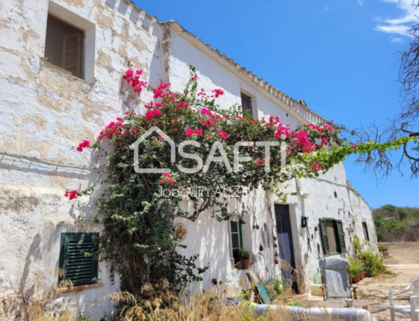 Country house For sell in Maó in Baleares 