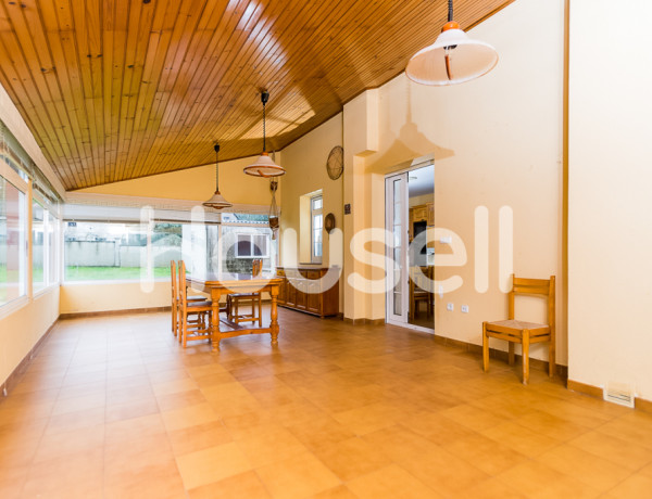 Casa en venta de 235 m² en Avenida Cillobre, 15145 Laracha (A) (A Coruña)