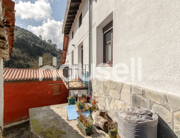 Town house For sell in Berriatua in Bizkaia 