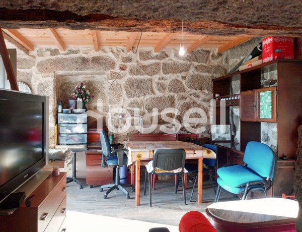 Town house For sell in Maside in Orense 