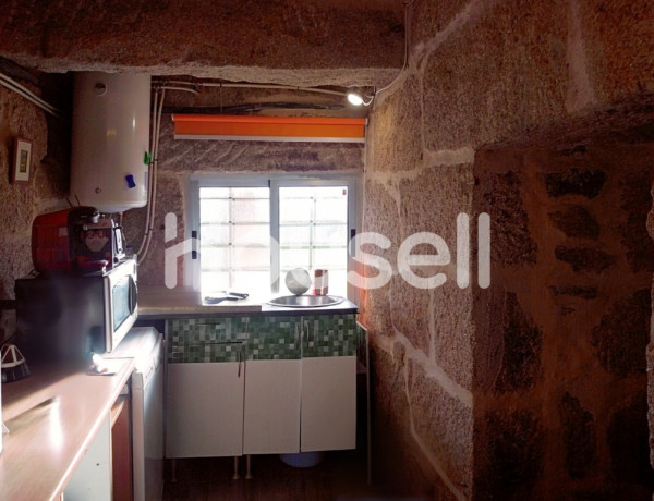 Town house For sell in Maside in Orense 