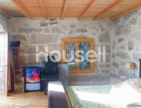 Town house For sell in Maside in Orense 