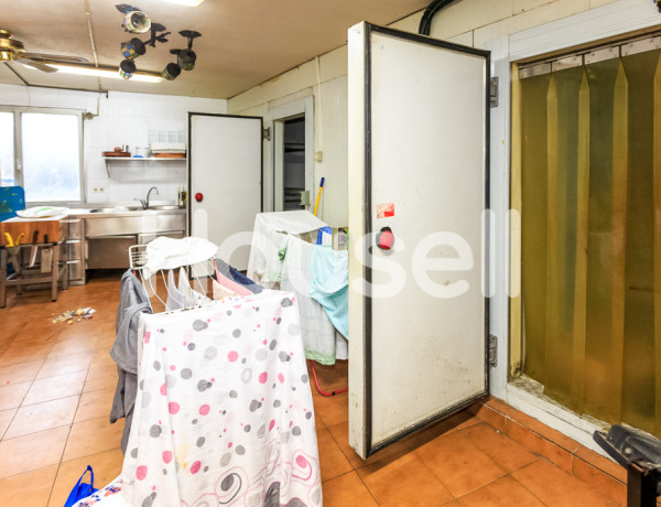 Casa en venta de 600 m² Avenida Moyordin, 48480 Zaratamo (Bizkaia)