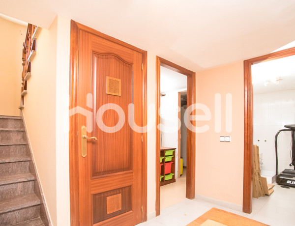 Chalet en venta de 312 m² Avenida Salvador Allende, 15176 Oleiros (A Coruña)