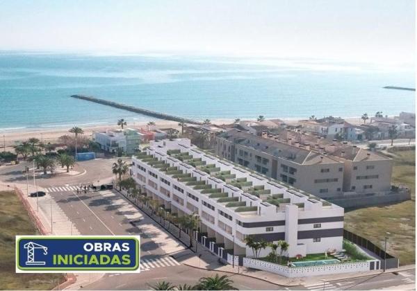 Chalet adosado en venta en calle de Llevant s/n