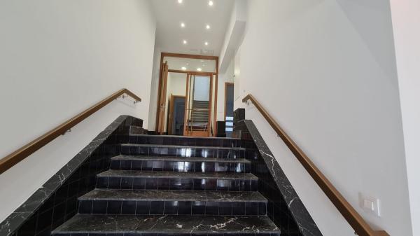 Piso en venta en calle Eduardo Benot, 11