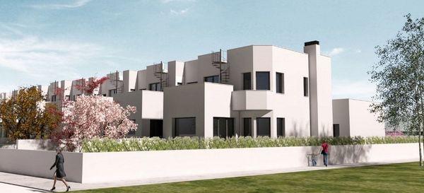 Chalet adosado en venta en Ronda de Castilla Oeste, 177